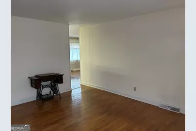 801 Cloverhurst Drive, Washington, GA 30673 - Photo 5