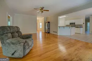 212 Willow Ridge Ln, Jackson, GA 30233 - Photo 13