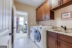 390 Herring Rd, Grayson, GA 30017 - Photo 35