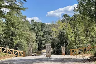 690 Harmony Gates Dr, Commerce, GA 30530 - Photo 1