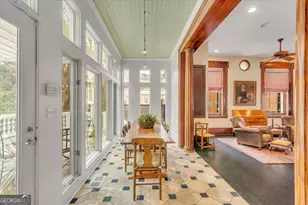 211 E Charlton St, Savannah, GA 31401 - Photo 21