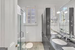 211 E Charlton St, Savannah, GA 31401 - Photo 27