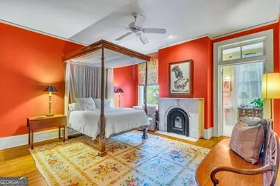 211 E Charlton Street, Savannah, GA 31401 - Photo 31