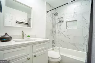 1827 Dunlap Ave, East Point, GA 30344 - Photo 21