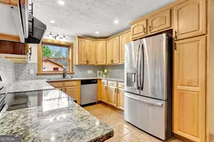 354 Woodcrest Dr, Sharpsburg, GA 30277 - Photo 17