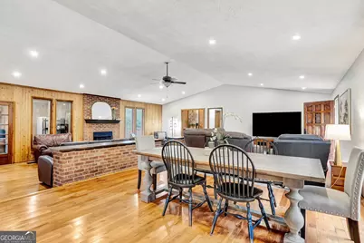 354 Woodcrest Drive, Sharpsburg, GA 30277 - Photo 3