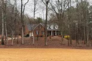 351 Antrim Glen Rd, Hoschton, GA 30548 - Photo 1