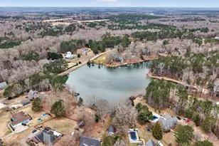 195 Surrey Chase Dr, Social Circle, GA 30025 - Photo 3