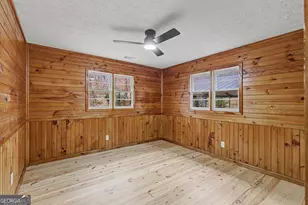 150 Summit St, Ellijay, GA 30540 - Photo 17