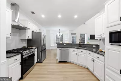 7160 Fawn Lake Drive, Alpharetta, GA 30005 - Photo 9