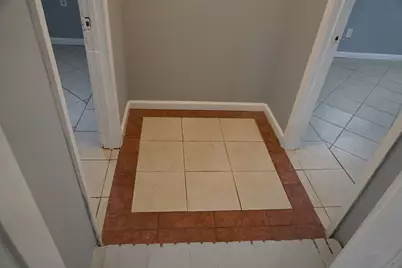 504 Pinecrest Drive, Riverdale, GA 30274 - Photo 11