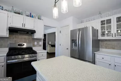 8408 Willows Way, Riverdale, GA 30274 - Photo 19