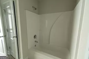 2698 Lower Vlg Dr, Ellenwood, GA 30294 - Photo 23