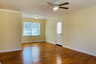 24 Camellia Dr, Newnan, GA 30263 - Photo 5