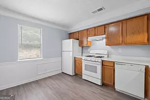 360 N 19th St, Griffin, GA 30223 - Photo 7