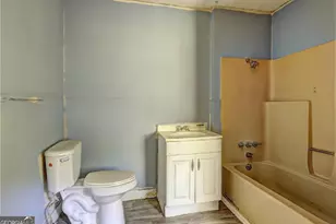 120 Caraker Ave, Milledgeville, GA 31061 - Photo 17