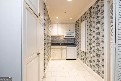 2660 Peachtree Road NW #37G, Atlanta, GA 30305 - Photo 39