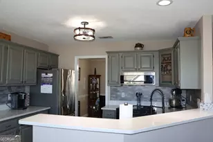 511 Greenview Ct, Bonaire, GA 31005 - Photo 5