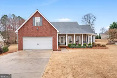 137 Central Heights Drive, Carrollton, GA 30116 - Photo 1