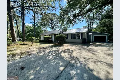 1301 Riverside Avenue, Waycross, GA 31501 - Photo 1