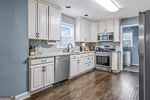 1112 Sutton Dr, McDonough, GA 30252 - Photo 9