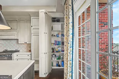 3657 Peachtree Road NE #9-A, Atlanta, GA 30305 - Photo 25