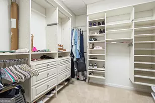 3657 Peachtree Rd NE, Atlanta, GA 30305 - Photo 35