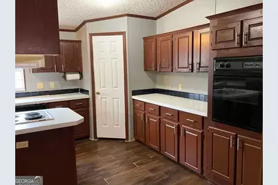 3210 Stoneback Street, Waycross, GA 31503 - Photo 9