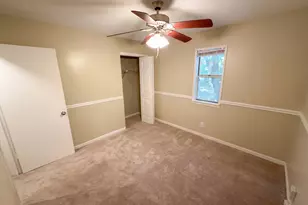 105 Vineyard Pond Dr, Norcross, GA 30071 - Photo 11