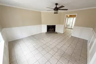 105 Vineyard Pond Dr, Norcross, GA 30071 - Photo 3