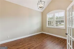 190 Lakes Dr, Brunswick, GA 31523 - Photo 9