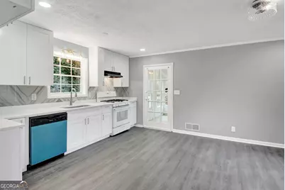 368 Nottingham Way SW, Marietta, GA 30064 - Photo 9