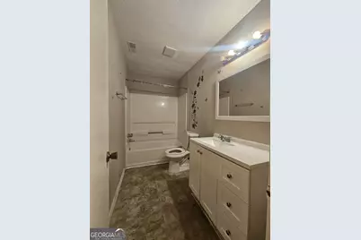 6608 King George Way, Morrow, GA 30260 - Photo 9