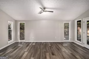 3745 Londonderry Ct, Stonecrest, GA 30038 - Photo 13