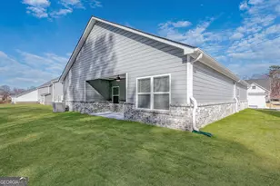 419 Sunfish Cir, Jefferson, GA 30548 - Photo 3