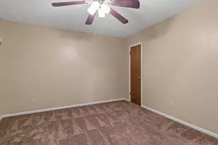 9043 Raven Dr, Jonesboro, GA 30238 - Photo 25