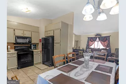 9043 Raven Drive, Jonesboro, GA 30238 - Photo 9