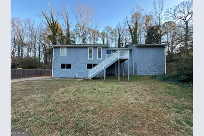 124 Creekview Drive, Woodstock, GA 30188 - Photo 1