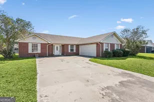 167 Silver Fox Dr, Saint Marys, GA 31558 - Photo 1