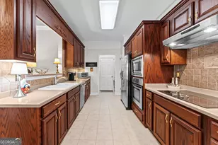 2070 Spivey Village Trace, Jonesboro, GA 30236 - Photo 9