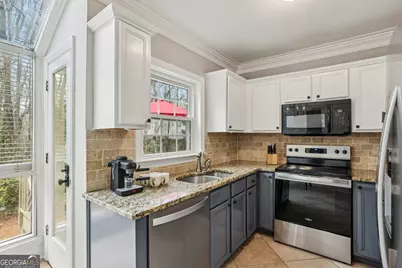 42 Mount Vernon Circle, Atlanta, GA 30338 - Photo 19