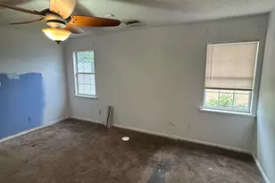 2035 Lasalle Dr, Valdosta, GA 31602 - Photo 11