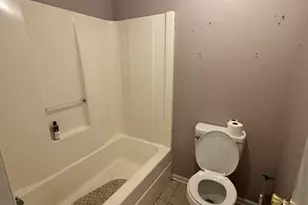 2035 Lasalle Dr, Valdosta, GA 31602 - Photo 9