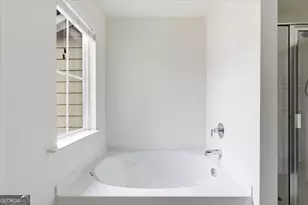 2230 Mulsanne Dr, Lithonia, GA 30058 - Photo 23