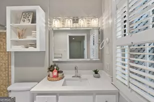 360 Vista Cir, Macon, GA 31204 - Photo 17