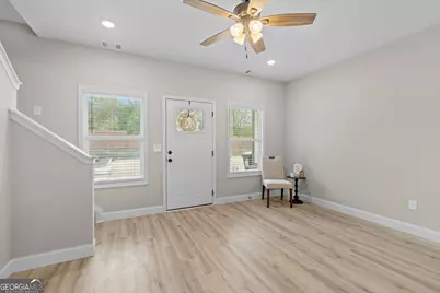 302 Beau Claire Circle, Byron, GA 31008 - Photo 3