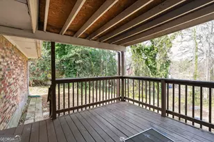 2234 7 Oaks Cir, Conley, GA 30288 - Photo 5