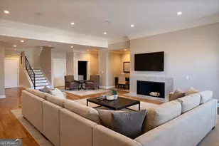 8360 Jett Ferry Rd, Sandy Springs, GA 30350 - Photo 23