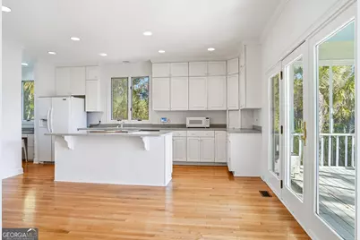 188 Harbor Pointe Drive, Brunswick, GA 31523 - Photo 9