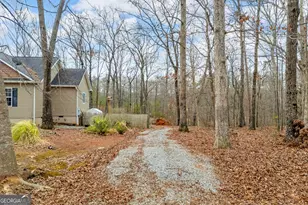 297 Hillandale Dr, Hartwell, GA 30643 - Photo 3